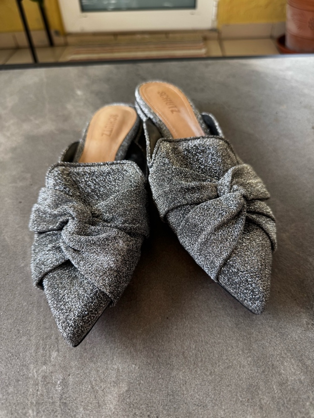 SCHUTZ Silver Glitter Knotted Pointed-Toe Mule